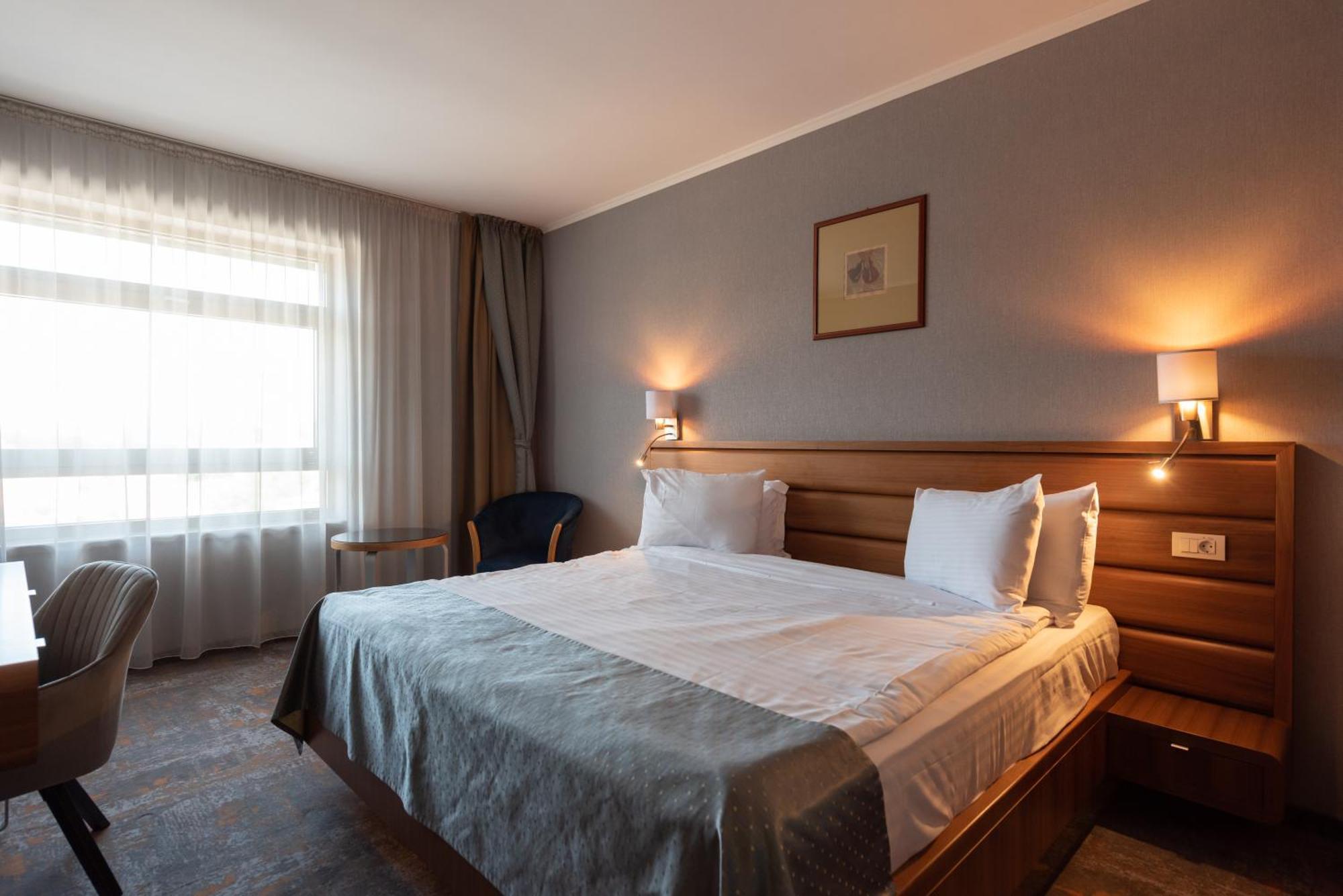 Wyndham Cluj Hotel Exterior foto